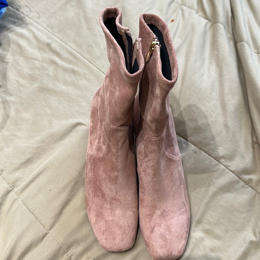 Anthroplogie Silent D Booties